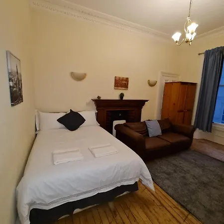 Haymarket Station Rooms-2